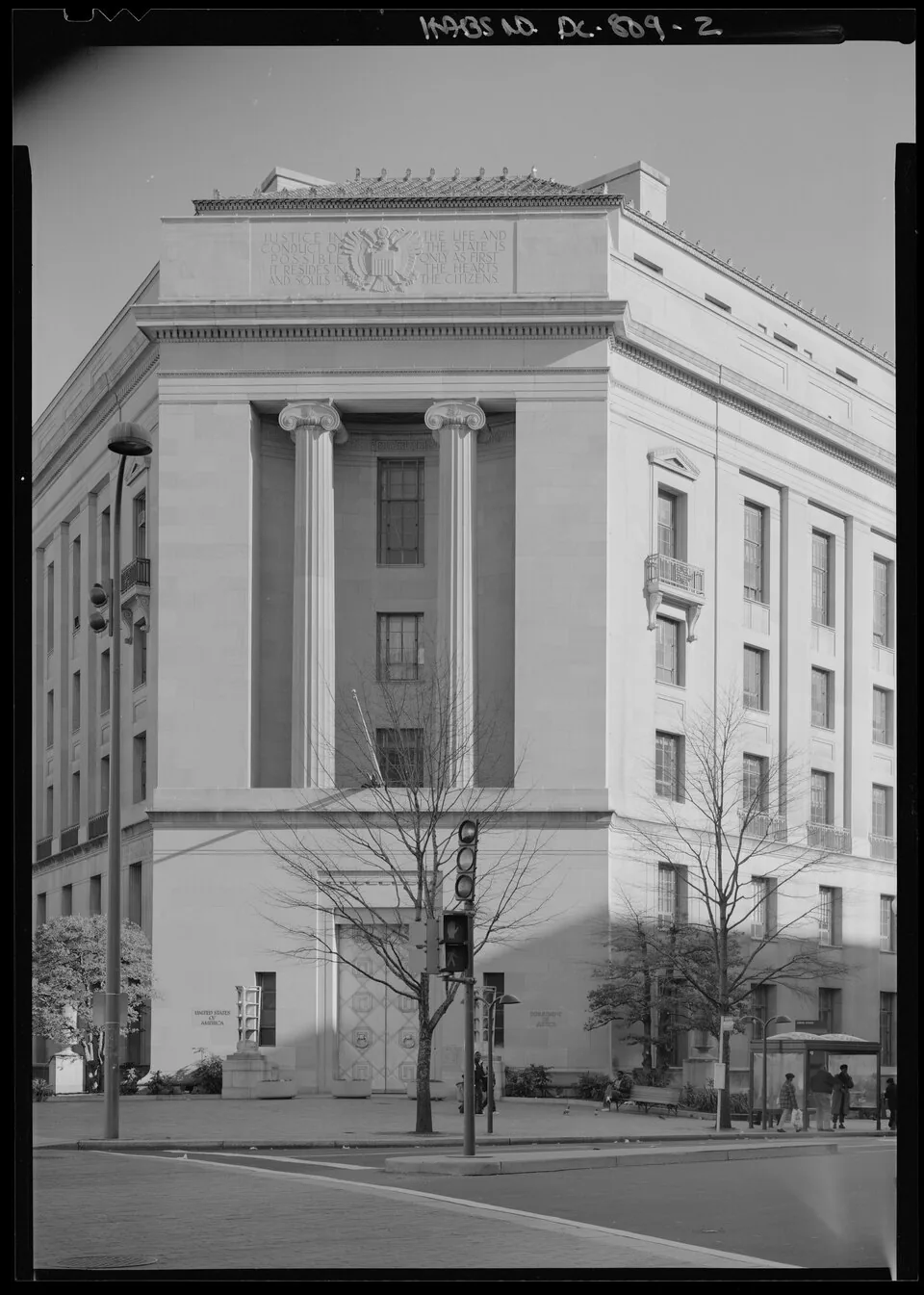 View of the northwest corner of the Justice Department Building at Tenth Street and Pennsylvania Avenue - United States Department of Justice, Constitution Avenue between Ninth and HABS DC,WASH,689-2