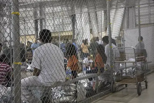 7th Appeals Court Torches ICE's 'Detain Everyone' Policy in 460-54 Rout