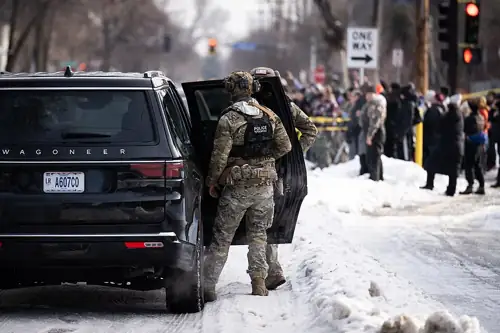 ICE Killed a U.S. Citizen at a Traffic Stop. 16 Months Later, Nobody's Been Charged.