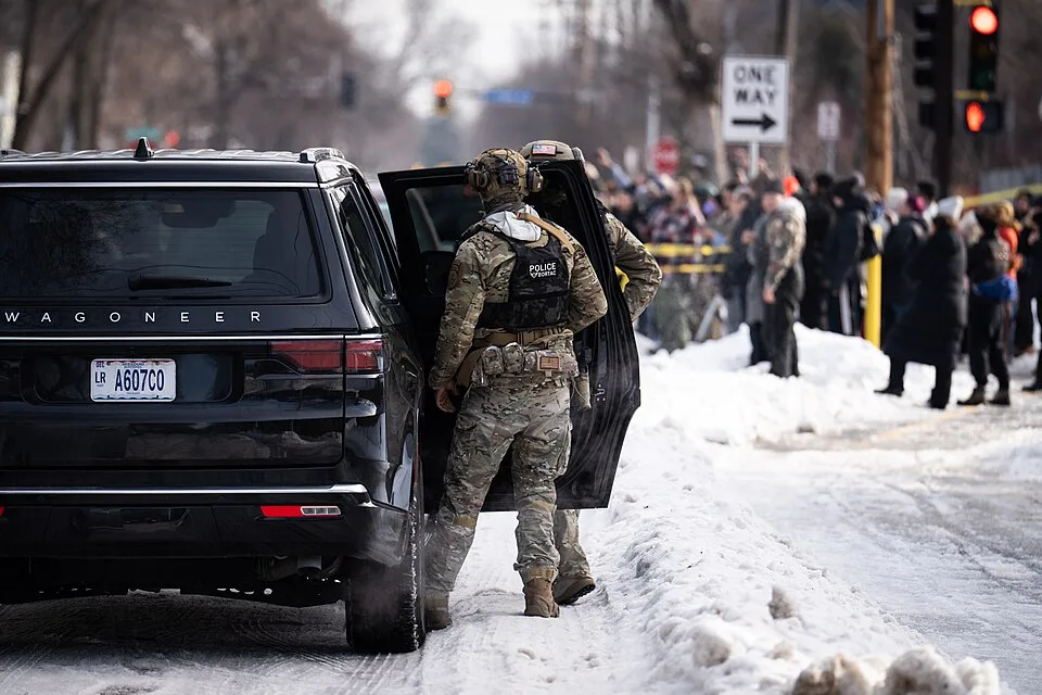 ICE Agent Shoots Observer Minneapolis 2026-01-07