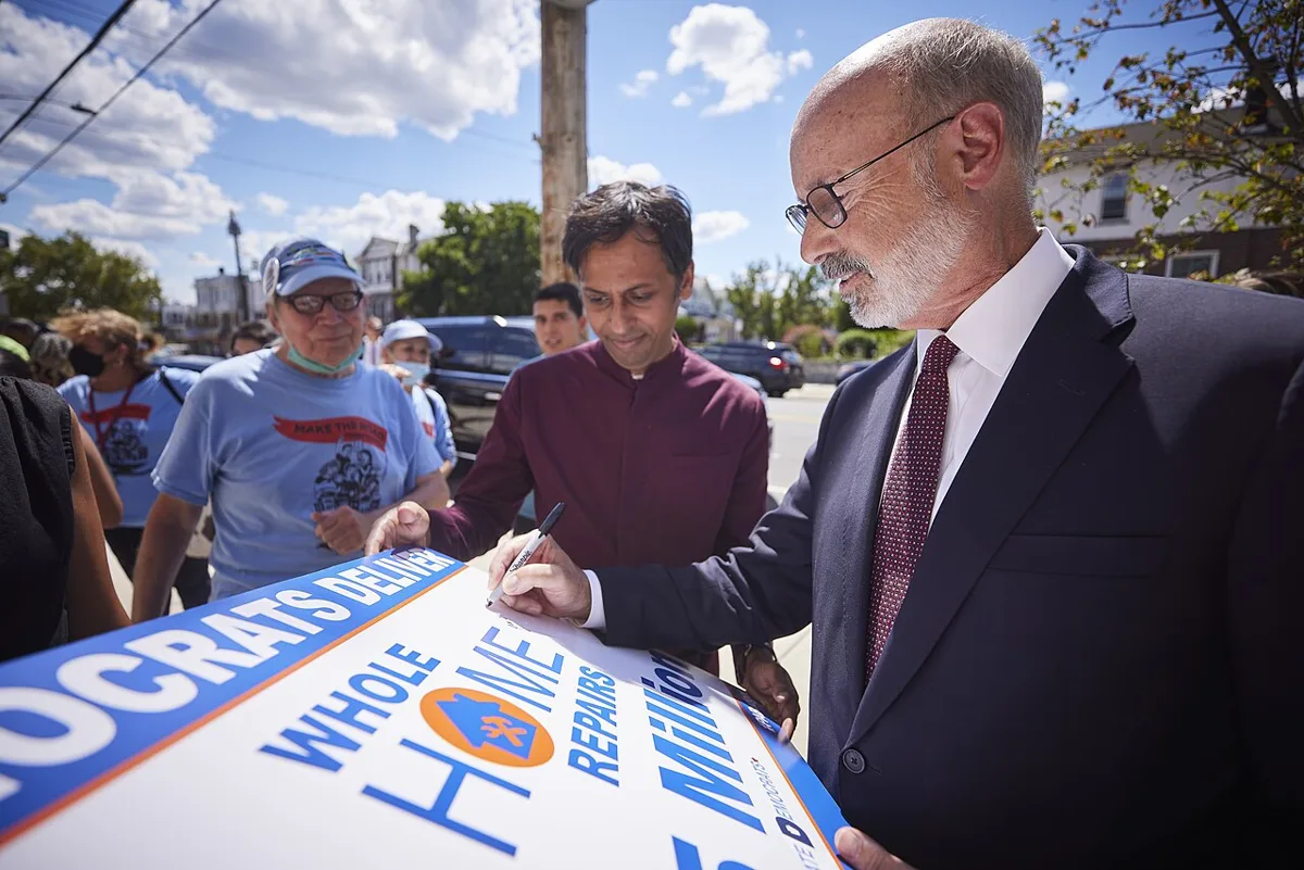 Gov. Wolf, General Assembly Celebrate Critical Investments to Address Affordable Housing Crisis (52281621348)