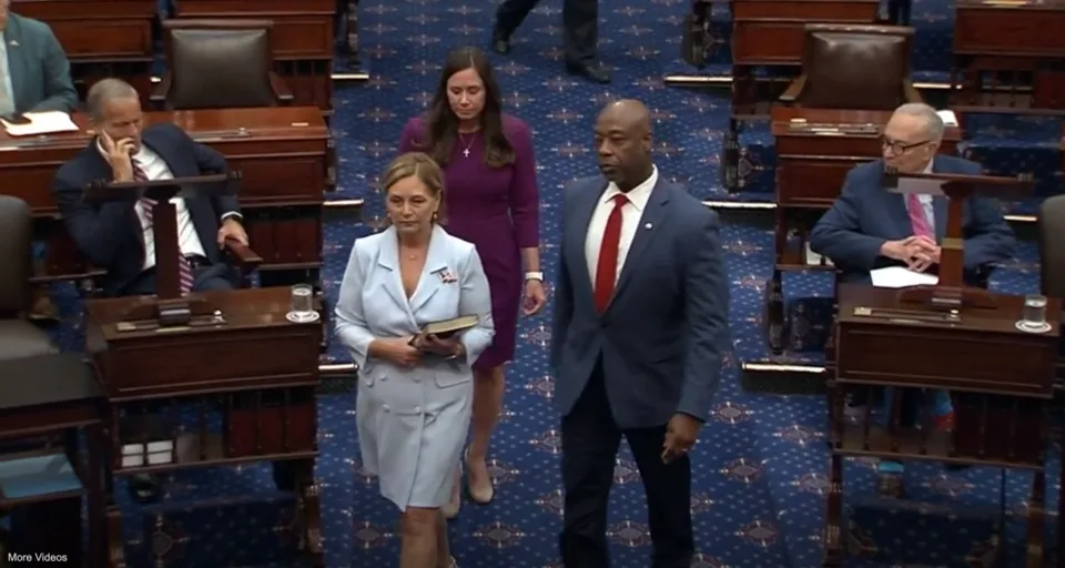 Darline Graham swear-in