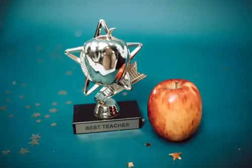 ICE Arrests Pharmacy Prof the Day He Won Teacher of the Year