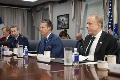 The Invisible Man Running the Pentagon Is a Private Equity Billionaire