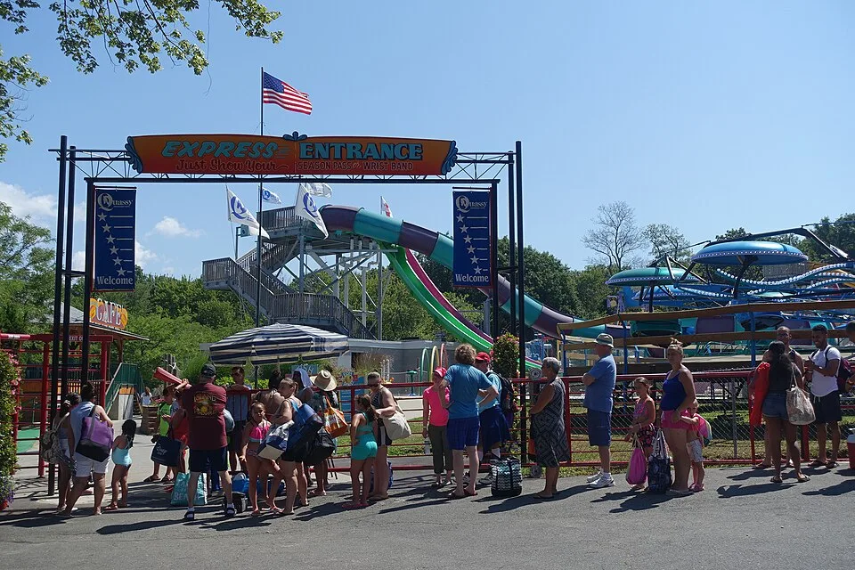 Quassy Amusement Park - 48334459201