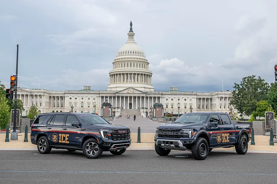 20250813 ICE Wrapped Vehicle Shoot EJK -37 (54977842758)