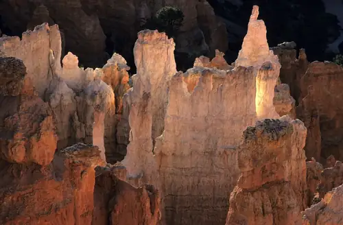 Judge Orders Trump to Put the Climate Signs Back in the National Parks