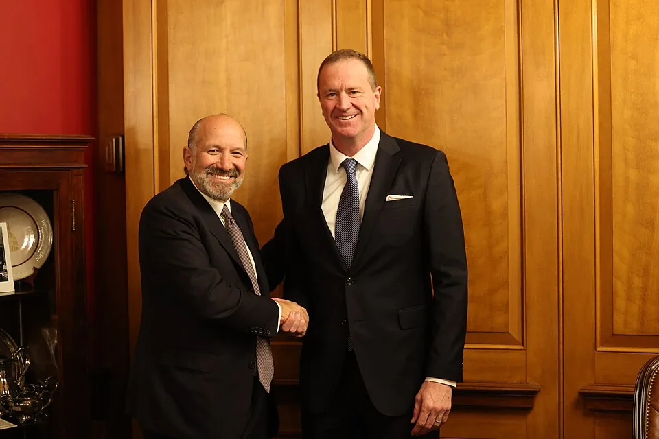 Howard Lutnick meeting with Senator Eric Schmitt (2024)