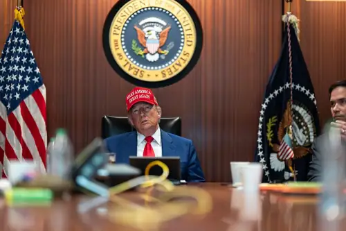 Trump 'Semi-Negotiating' With Iran While It Demands Full War Reparations