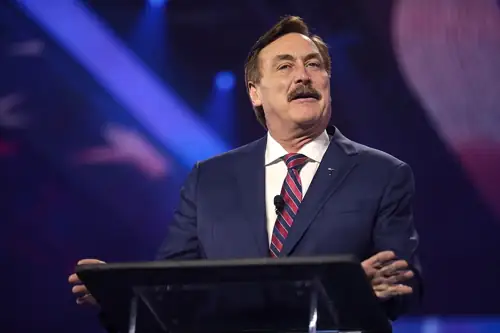 Trump Endorses MyPillow Guy for Governor of a State He Might Not Live In