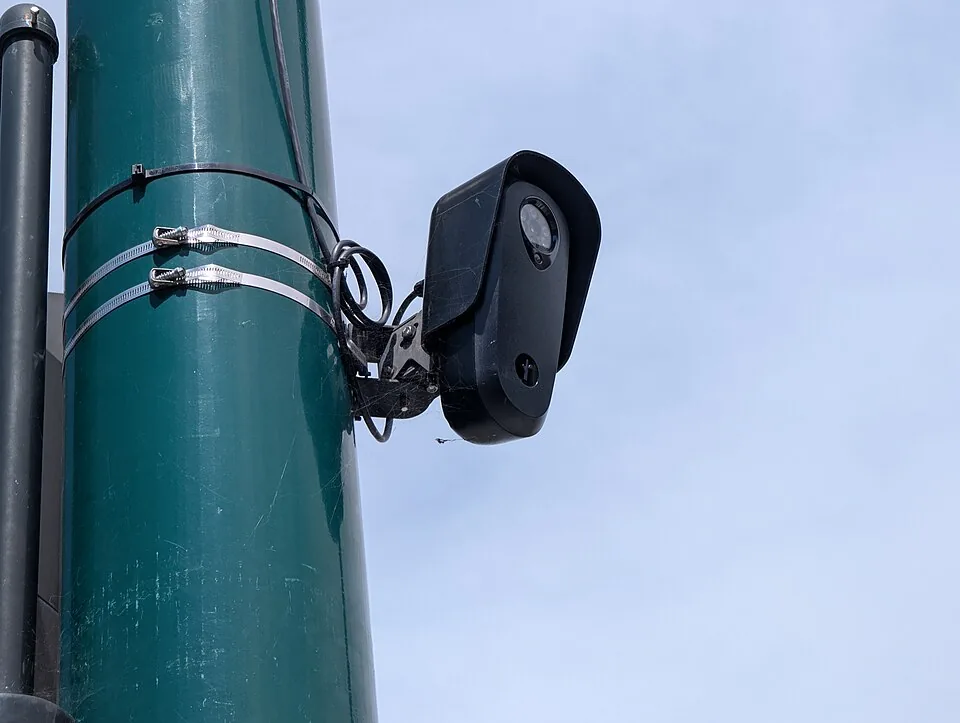 Flock ALPR in Hayward, CA, at B St & Foothill Blvd (June 2026)