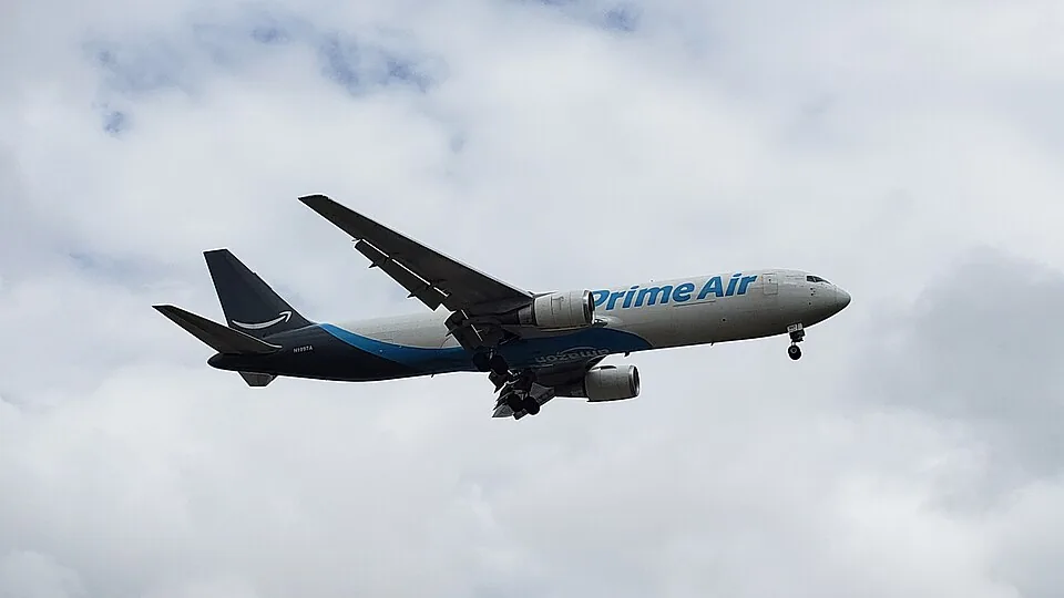 Amazon-Air Boeing 767-300F (N1997A)