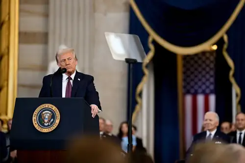 Trump Threatens to Seize DC If the 'Wrong' Democrat Wins Tuesday