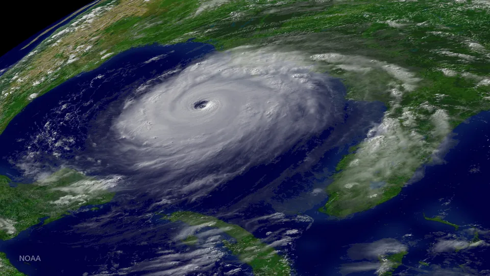 Katrina 2005-08-28 2115Z (EVL alternate)
