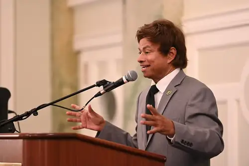 Detroit Voters Dump Crypto-Losing, Israel-Rebranding Incumbent for 34-Year-Old Democratic Socialist
