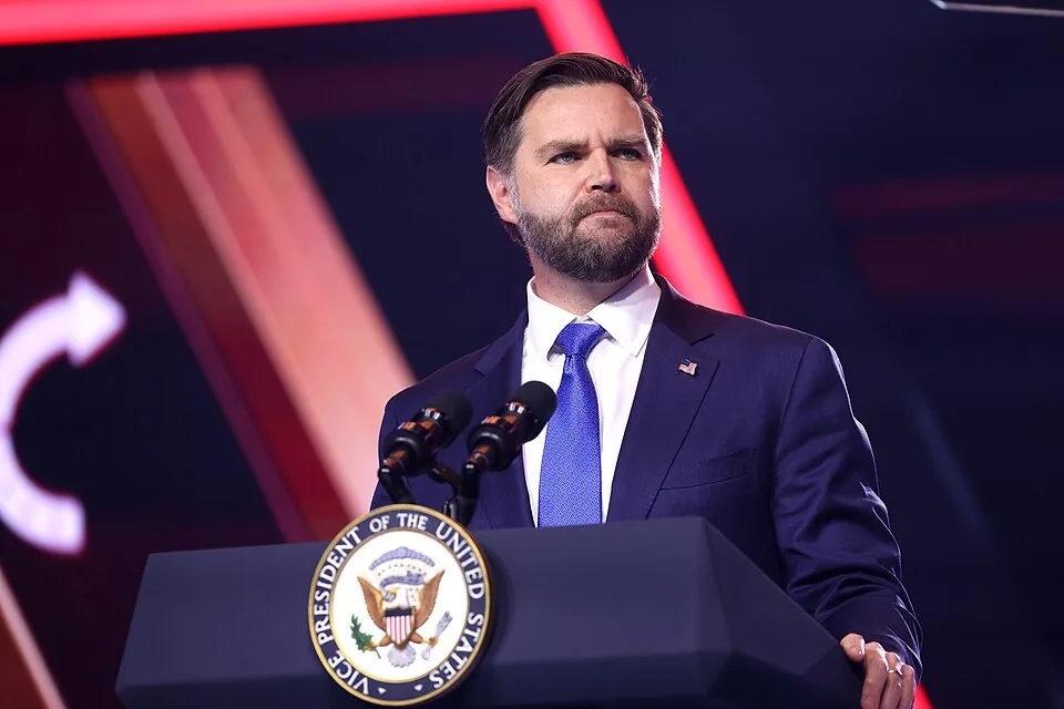 J. D. Vance (55024039789)