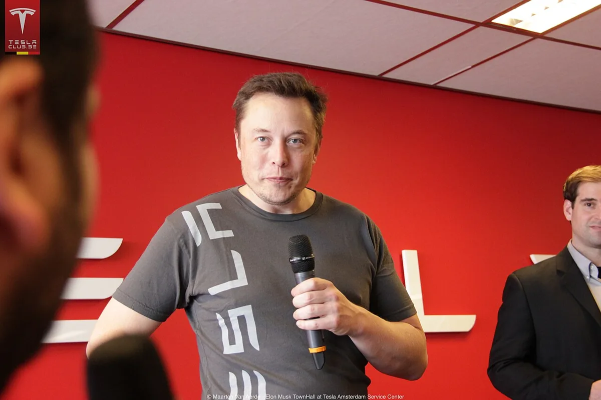 Elon Musk (12270807823)
