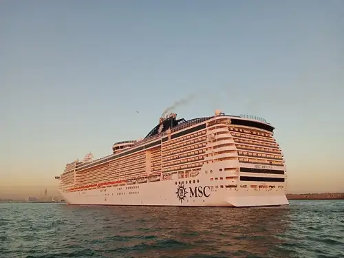 Six Idiots Hacked a Cruise Ship Intercom to Fake a Shipwreck