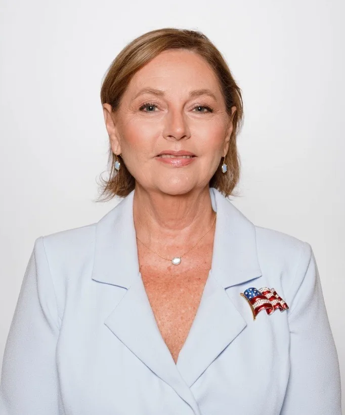 Darline Graham official portrait (cropped2)