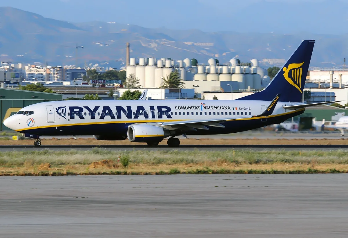 Boeing 737-8AS, Ryanair AN1962394