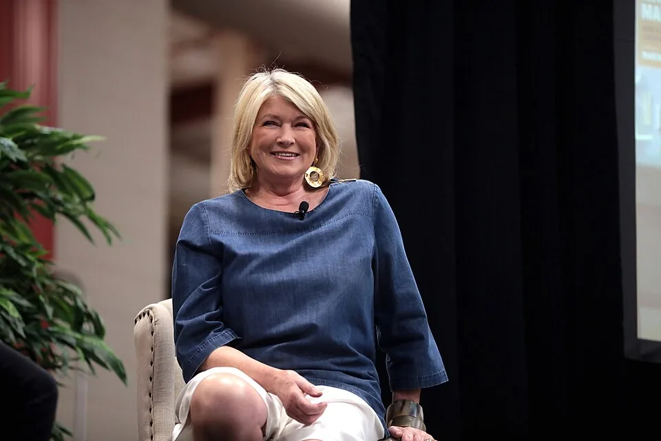 Martha Stewart (48925567328)