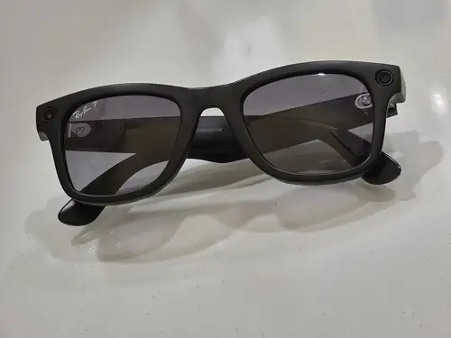 Meta's 'Fix' for Secret Filming Glasses: Trust Us, We Added a Better Sticker