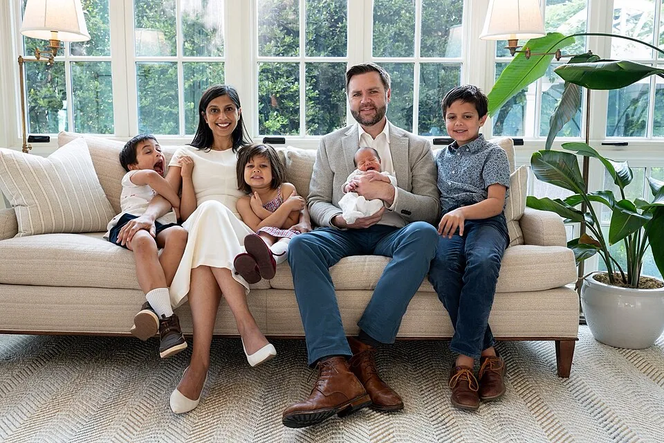 Vice President JD Vance and Second Lady Usha Vance Introduce Their Fourth Child (HN-8q42XIAATdCf)