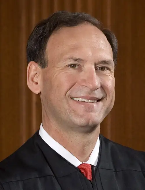 Alito Had Oil Stocks While Refusing to Recuse From Oil Case