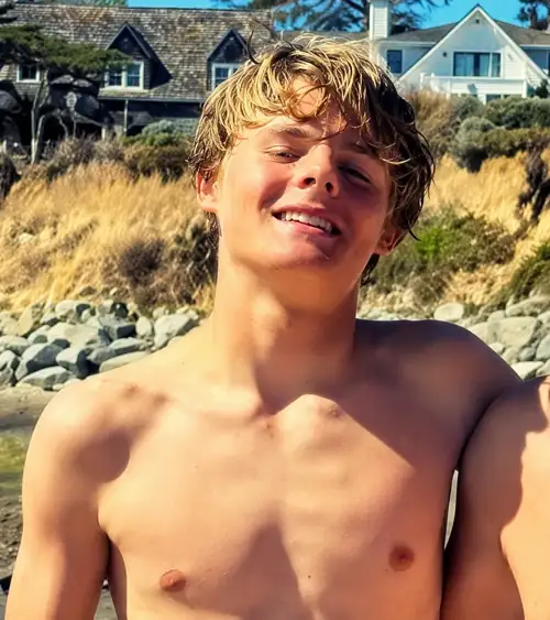 Teen Lifeguard Who Saved a Drowning Kid Gets Trump White House Invite