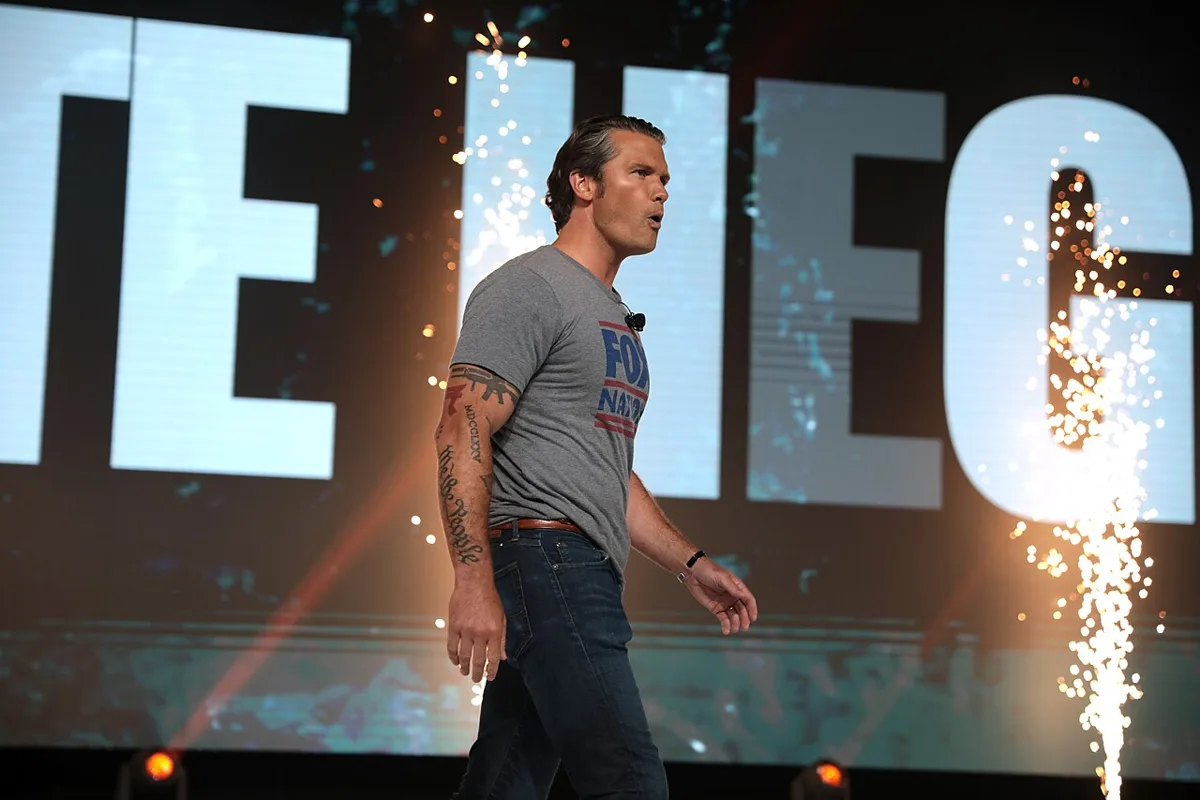 Pete Hegseth (51329324971)