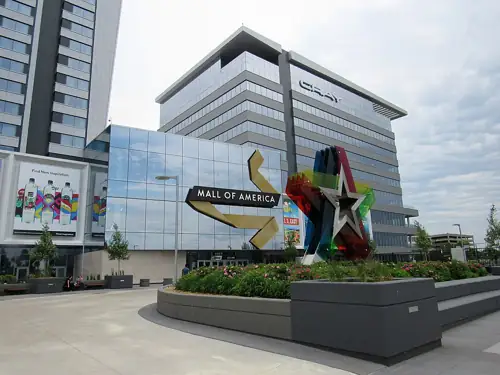 FBI Stops Mall of America Attack by Selling the Suspect the AK-47