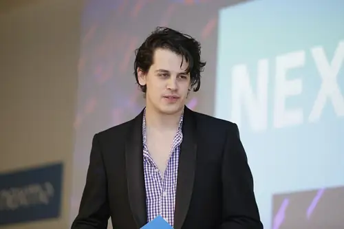 ICE Deports Milo Yiannopoulos, Who Spent Years Demanding ICE Deport People