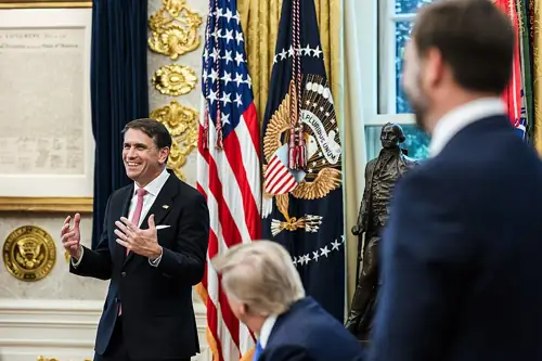 Trump's AG Says POTUS Will 'Never' Ask Him to Do Anything Illegal