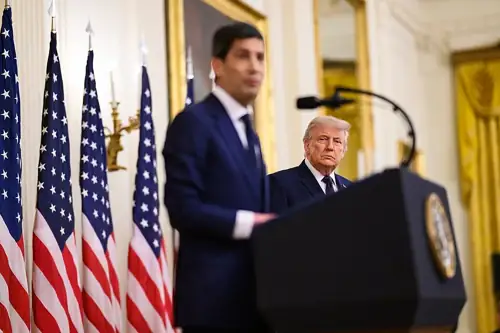 Fed Defies Trump Again, Holds Rates as He Demands World's Lowest