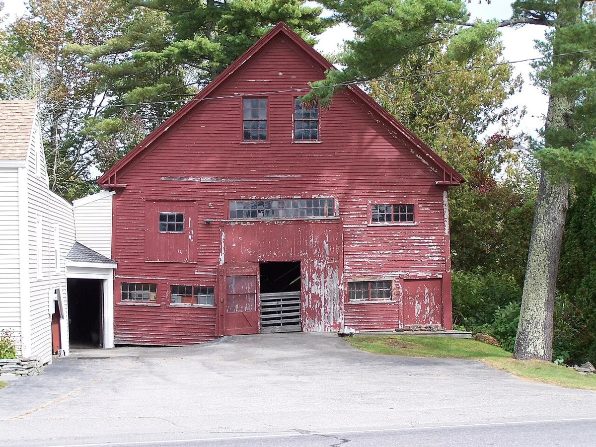 Barn in Rockport, Maine (100 0352)