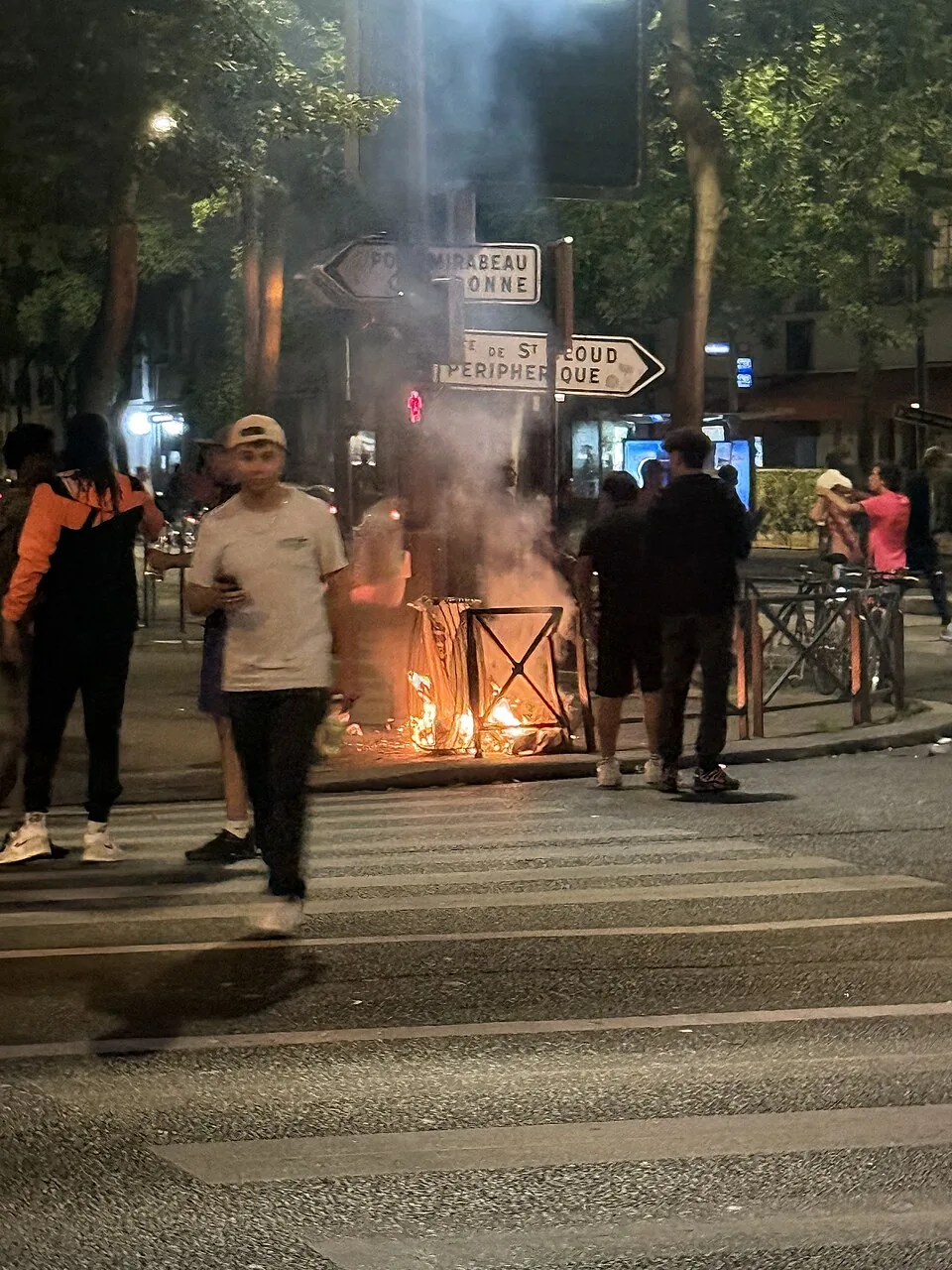 France's Teens Blockaded Their Schools. Now the Whole Country Is on Fire.