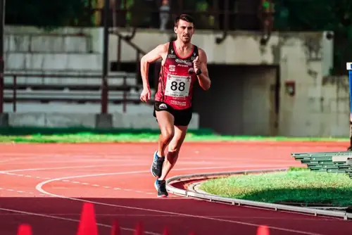 British Runner Shatters Mile Record That's Stood Since 1999
