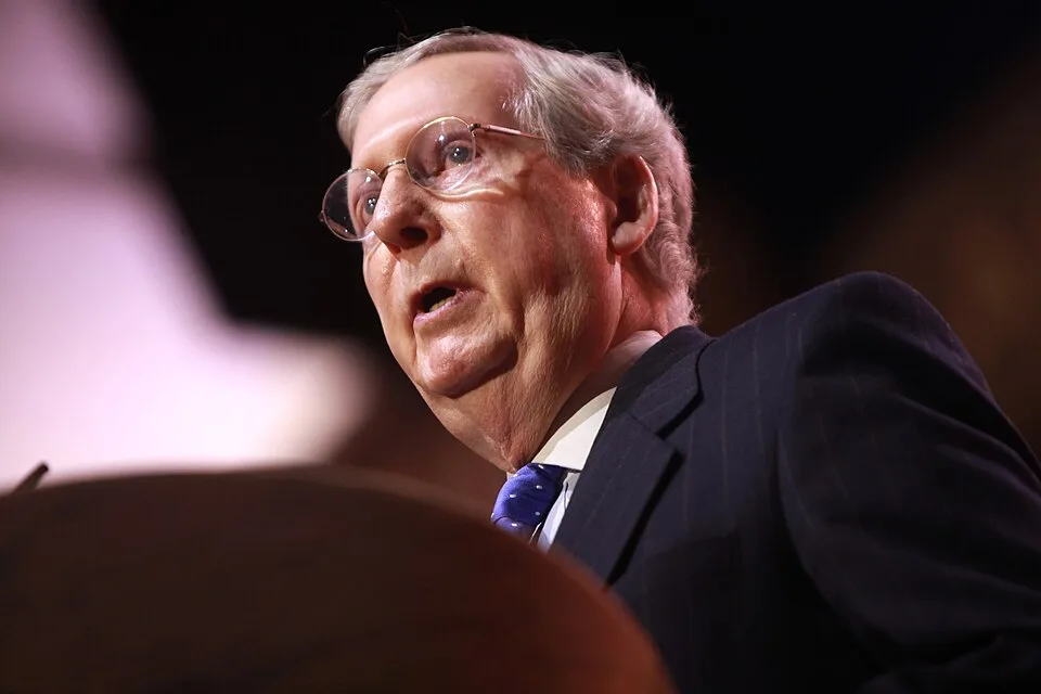 Mitch McConnell (12988168374)