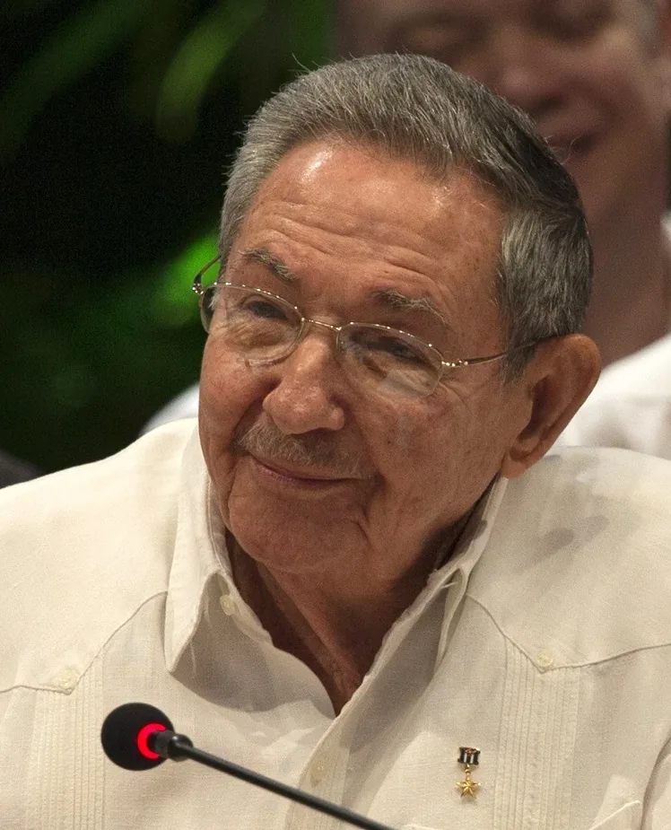 Raul-castro-2016 (cropped)