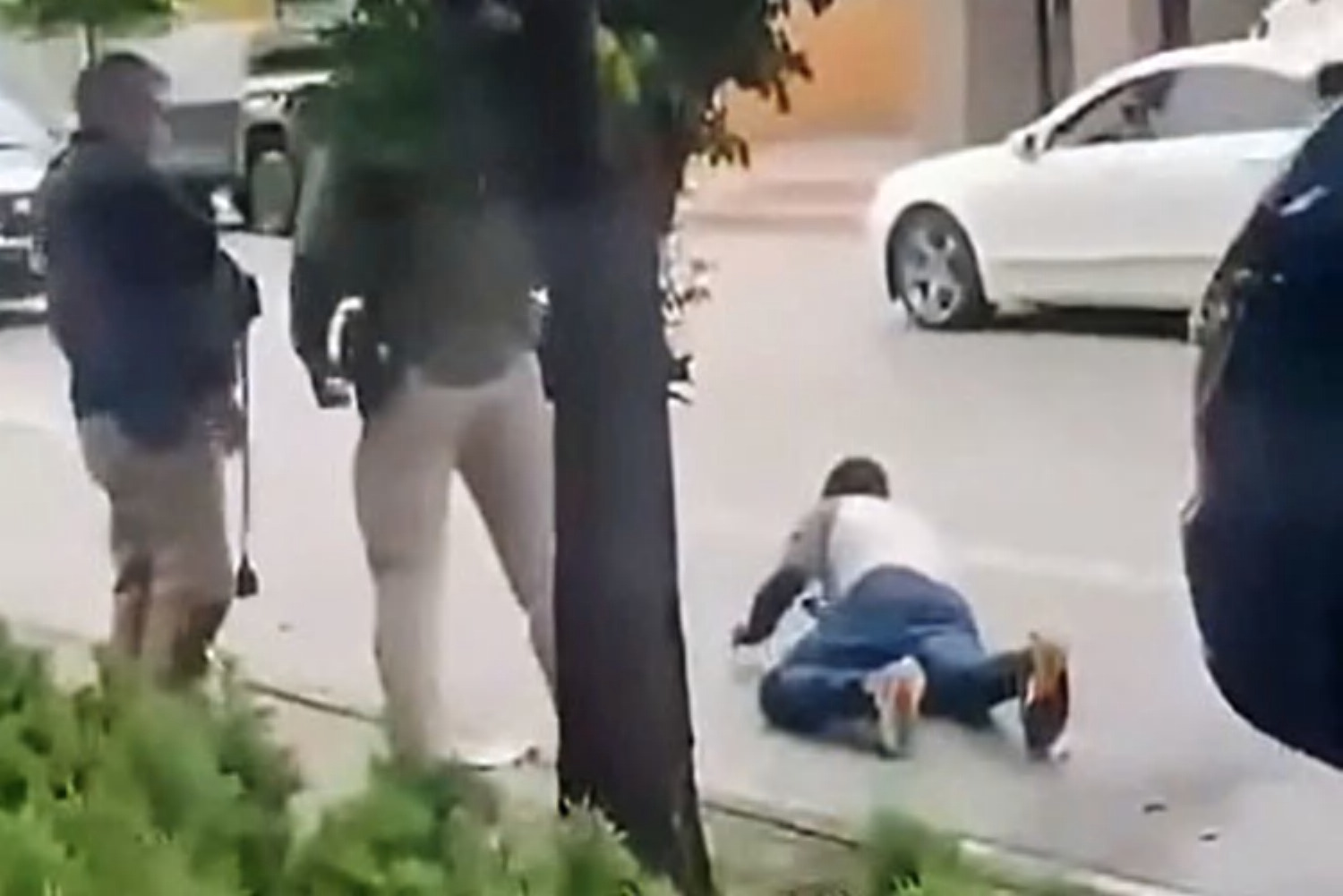 ICE Beat a Black Man in Chicago, Left Him Bleeding, He's a U.S. Citizen