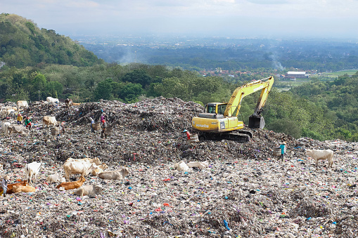 Indonesia's 'Banned' Open Dump Burned for 10 Days Anyway