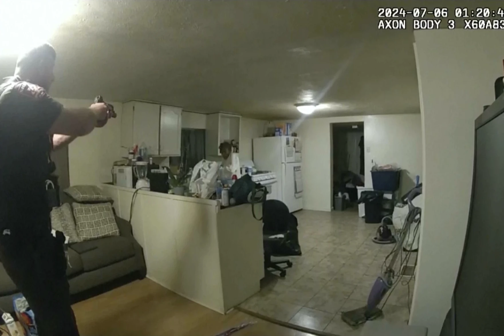 Body cam image of Sean Grayson murdering Sonya Massey